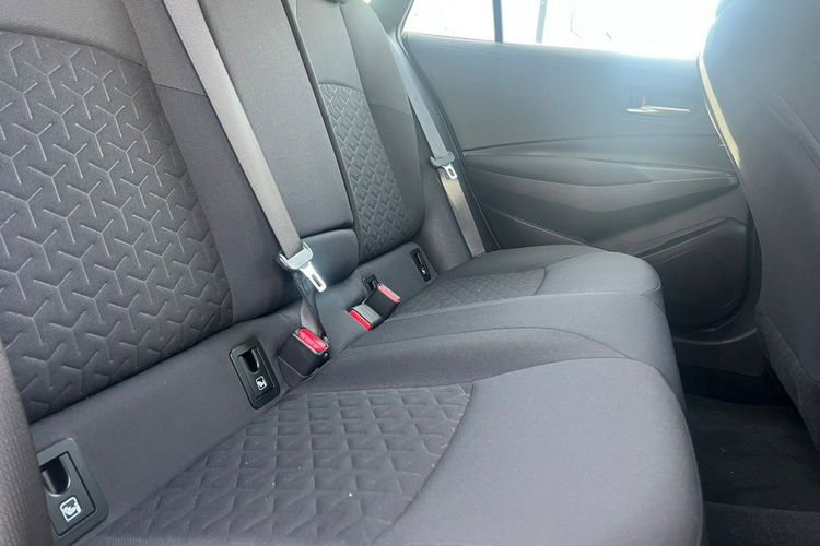 Toyota Corolla Salon Polska Poleasingowy I właściciel Serwis ASO VAT 23% Bezwypadkowy zdjęcie 12