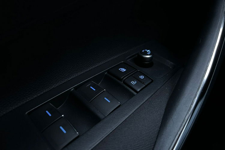 Toyota Corolla Salon Polska Cena Brutto I właściciel Serwis ASO VAT 23% Bezwypadkowy zdjęcie 16