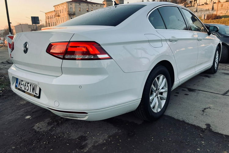 Volkswagen Passat Salon Polska Poleasingowy I właściciel Serwis ASO VAT 23% Bezwypadkowy zdjęcie 5