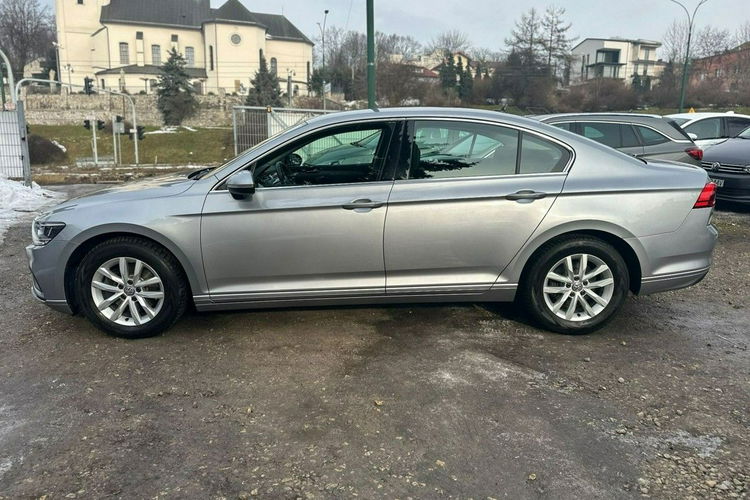 Volkswagen Passat Salon Polska Poleasingowy I właściciel Serwis ASO VAT 23% Bezwypadkowy zdjęcie 10