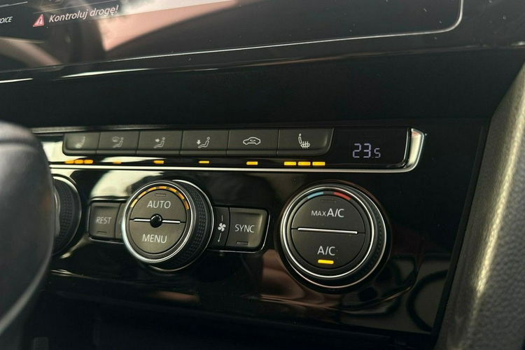 Volkswagen Passat Salon Polska Poleasingowy I właściciel Serwis ASO VAT 23% Bezwypadkowy zdjęcie 21