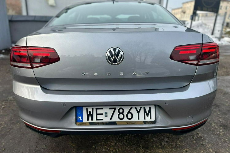 Volkswagen Passat Salon Polska Poleasingowy I właściciel Serwis ASO VAT 23% Bezwypadkowy zdjęcie 7