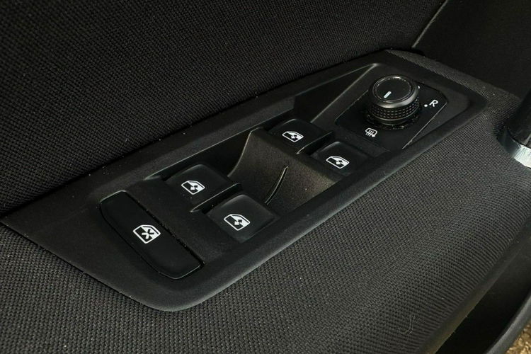 Volkswagen Touran Salon Polska Poleasingowy I właściciel Serwis ASO VAT 23% Bezwypadkowy zdjęcie 12