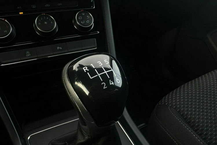 Volkswagen Touran Salon Polska Poleasingowy I właściciel Serwis ASO VAT 23% Bezwypadkowy zdjęcie 18