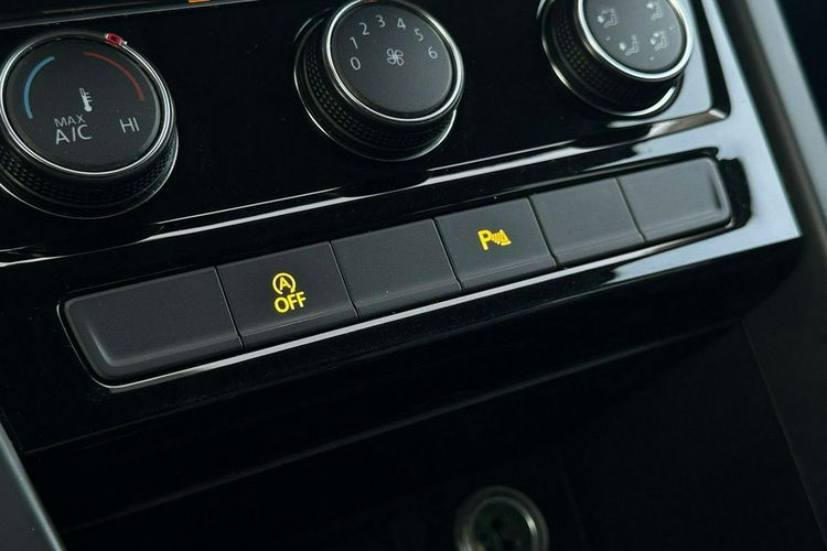 Volkswagen Touran Salon Polska Poleasingowy I właściciel Serwis ASO VAT 23% Bezwypadkowy zdjęcie 20