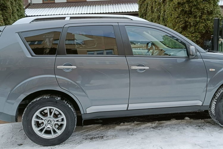 Mitsubishi Outlander 2.4 MIVEC Instyle.4WD,  170KM,  automat,  skóra,  7-osobowy zdjęcie 8