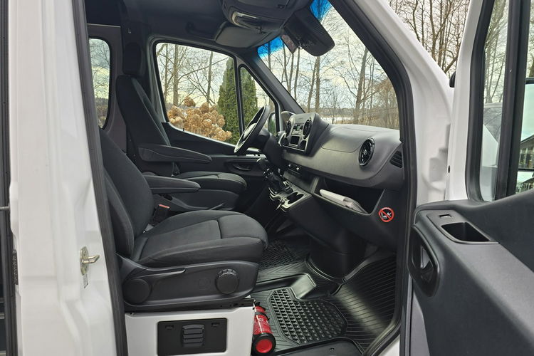 Mercedes Sprinter 319 CDi 3.0 CDi 190KM / Salon PL I-właściciel / Zabudowa warsztatowa zdjęcie 8