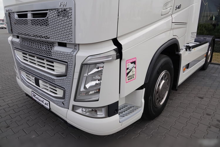 Volvo FH 540 / 2017 ROK / OPONY 100% / SPROWADZONY / PO KONTRAKCIE SERWISOWYM zdjęcie 12