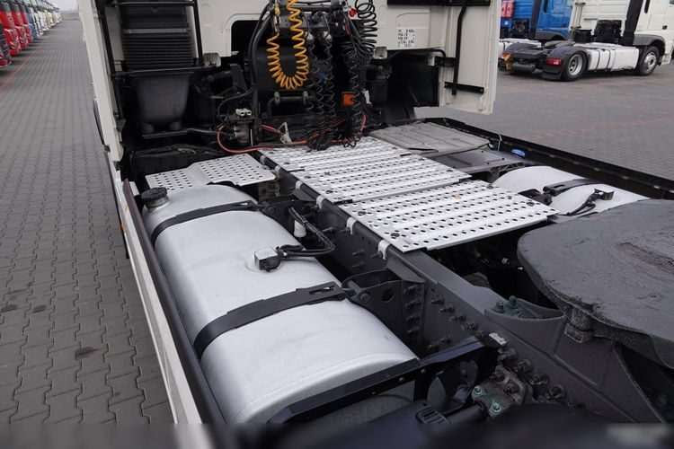 Volvo FH 540 / 2017 ROK / OPONY 100% / SPROWADZONY / PO KONTRAKCIE SERWISOWYM zdjęcie 14