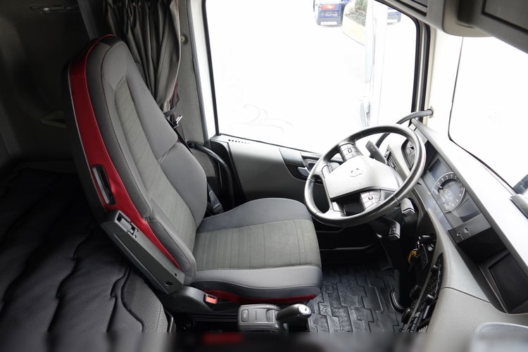 Volvo FH 540 / 2017 ROK / OPONY 100% / SPROWADZONY / PO KONTRAKCIE SERWISOWYM zdjęcie 28