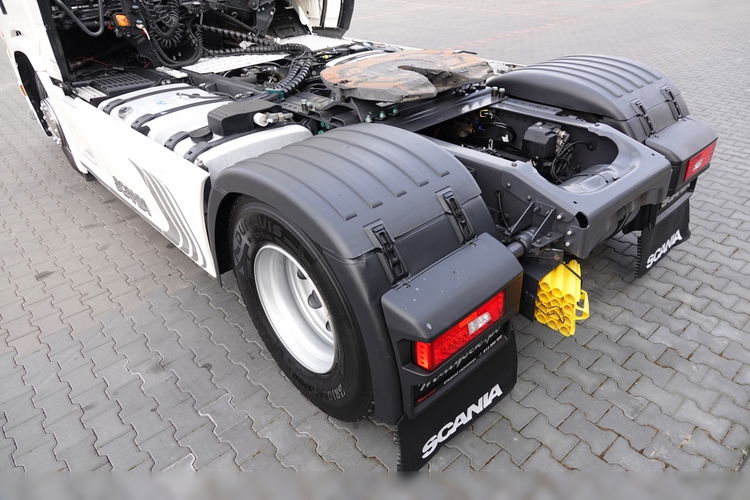 Scania R 450 / RETARDER / CAŁA NA PODUSZKACH / HYDRAULIKA / PO KONTRAKCIE SERWISOWYM zdjęcie 15