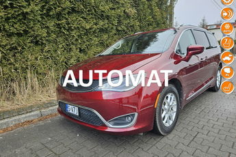 Chrysler Pacifica Automat / Klimatronic 4 strefowy / Podgrzewane fotele / itd.