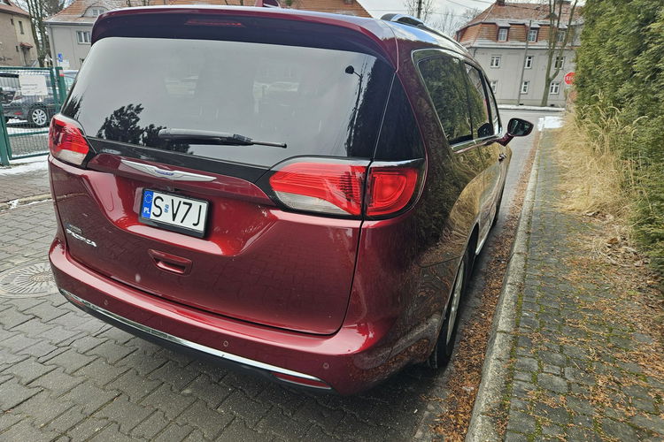 Chrysler Pacifica Automat / Klimatronic 4 strefowy / Podgrzewane fotele / itd. zdjęcie 3