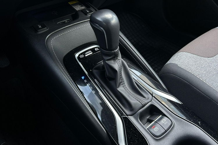 Toyota Corolla TS 1.8 HSD 122KM TREK, salon Polska, gwarancja zdjęcie 22