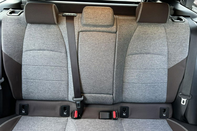 Toyota Corolla TS 1.8 HSD 122KM TREK, salon Polska, gwarancja zdjęcie 25