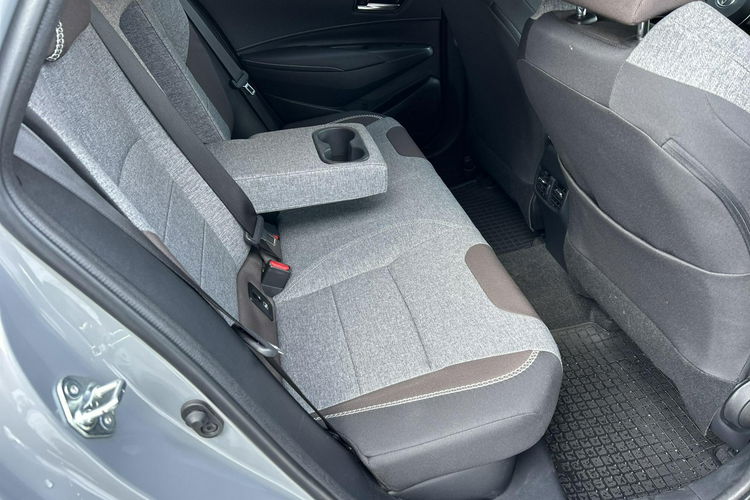 Toyota Corolla TS 1.8 HSD 122KM TREK, salon Polska, gwarancja zdjęcie 27