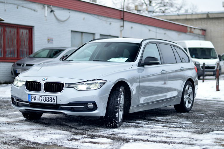 BMW 320 2.0 150KM Xdrive Sport zdjęcie 7