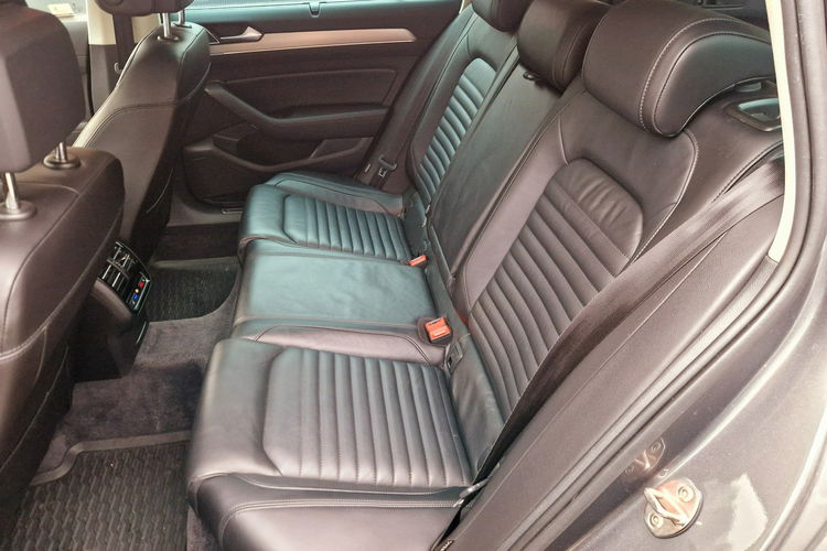 Volkswagen Passat 4-Motion. 4x grzane + wentylowane fotele. Dsg. Virtualny Kokpit.Skóra zdjęcie 13
