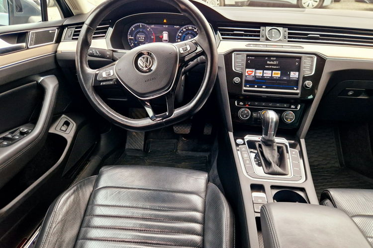 Volkswagen Passat 4-Motion. 4x grzane + wentylowane fotele. Dsg. Virtualny Kokpit.Skóra zdjęcie 17