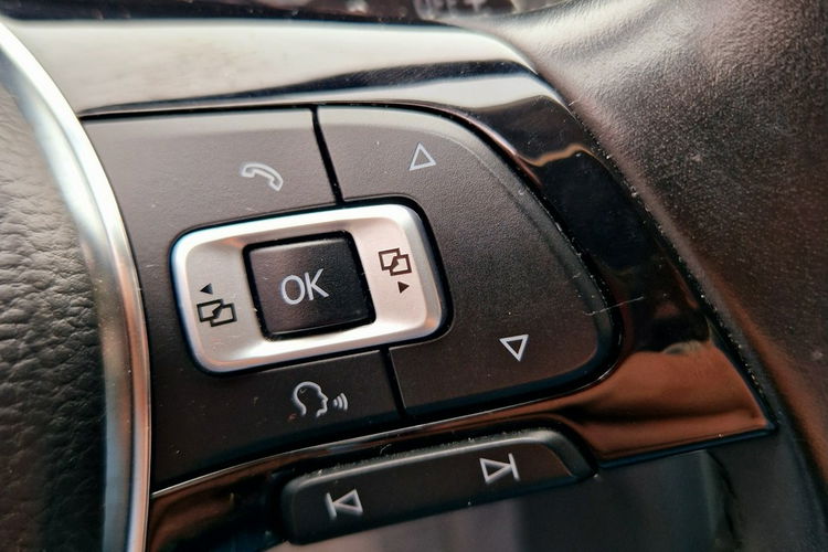 Volkswagen Passat 4-Motion. 4x grzane + wentylowane fotele. Dsg. Virtualny Kokpit.Skóra zdjęcie 26