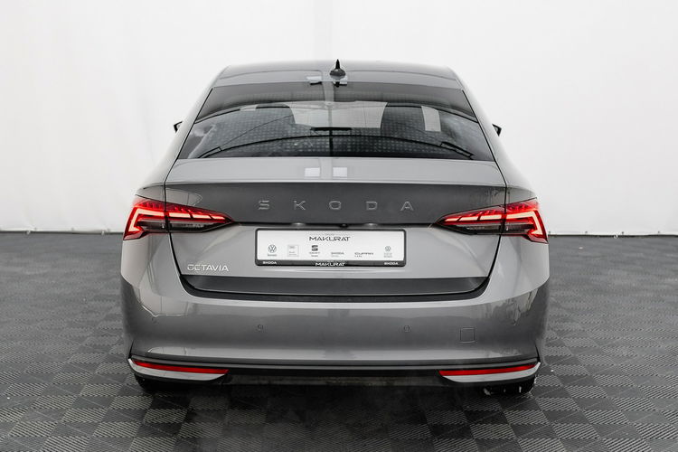 Skoda Octavia 1.5 TSI mHEV 150KM Selection DSG Podgrz.f K.cof Ambient Salon PL VAT23 zdjęcie 10