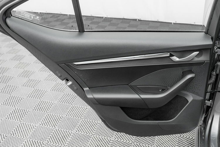 Skoda Octavia 1.5 TSI mHEV 150KM Selection DSG Podgrz.f K.cof Ambient Salon PL VAT23 zdjęcie 24