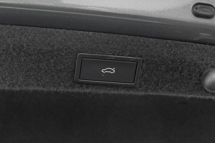 Skoda Octavia 1.5 TSI mHEV 150KM Selection DSG Podgrz.f K.cof Ambient Salon PL VAT23 zdjęcie 29