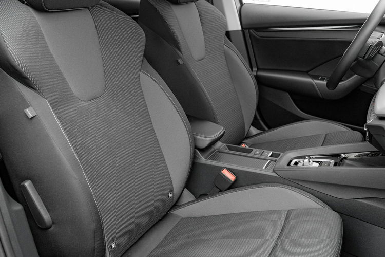 Skoda Octavia 1.5 TSI mHEV 150KM Selection DSG Podgrz.f K.cof Ambient Salon PL VAT23 zdjęcie 34