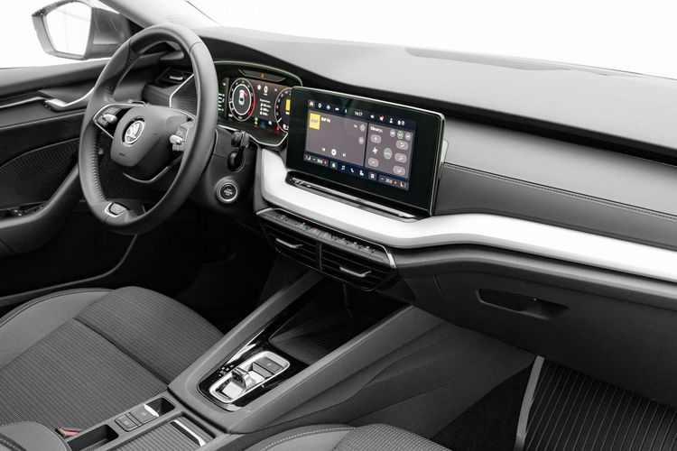 Skoda Octavia 1.5 TSI mHEV 150KM Selection DSG Podgrz.f K.cof Ambient Salon PL VAT23 zdjęcie 35