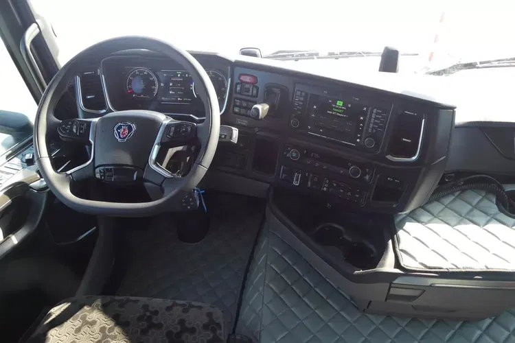 Scania R500 / 6x2 / EURO 6 / OŚ SKRĘTNA / RAMA DO ZABUDOWY / zdjęcie 22