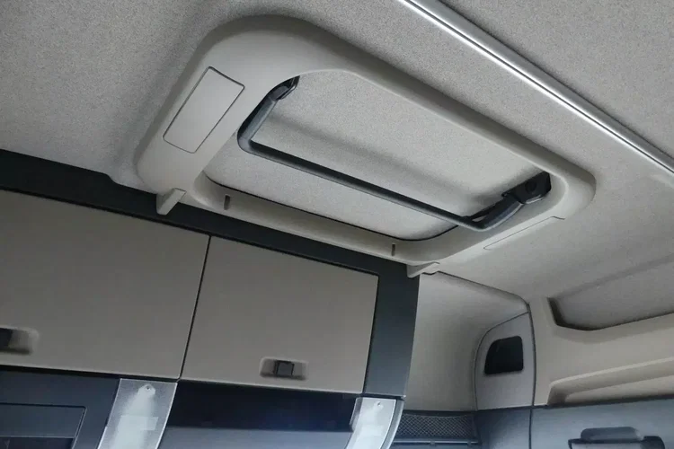 MAN TGM 18.290 / IZOTERMA + WINDA / GLOB / EURO 6 / OTWIERANY BOK / zdjęcie 39