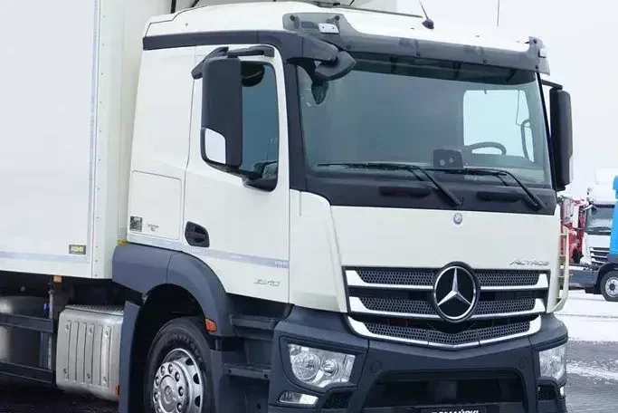 Mercedes / ACTROS / 2540 / ACC / E 6 / ZESTAW PRZEJAZDOWY / CHŁODNIA + WINDA / 38 PALET zdjęcie 21