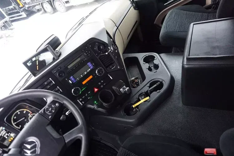 Mercedes / ACTROS / 2540 / ACC / E 6 / ZESTAW PRZEJAZDOWY / CHŁODNIA + WINDA / 38 PALET zdjęcie 9