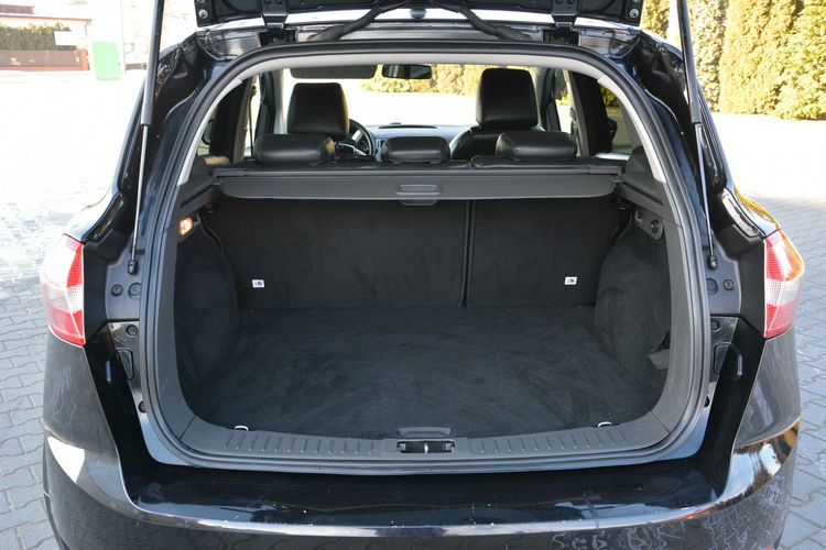 Ford Kuga Individual ST 4x4 bi-Xenon Navi Kamera Skóry ASO zdjęcie 36