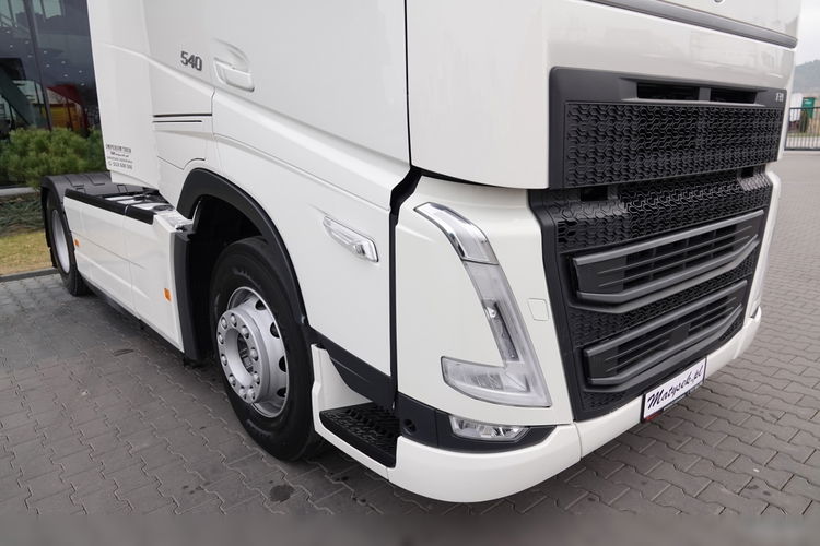 Volvo FH 540 / KLIMA POSTOJOWA / NAVI / SKÓRY / OPONY 100 % / PO ZŁOTYM KONTRAKCIE SERWISOWYM zdjęcie 10