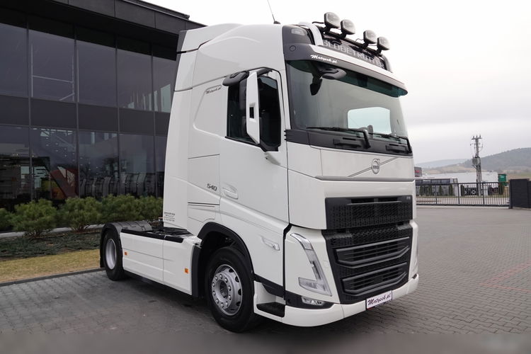 Volvo FH 540 / KLIMA POSTOJOWA / NAVI / SKÓRY / OPONY 100 % / PO ZŁOTYM KONTRAKCIE SERWISOWYM zdjęcie 3