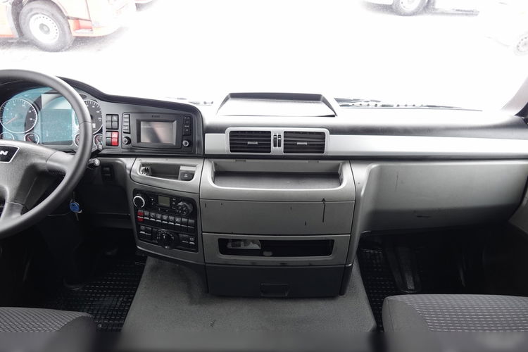 MAN TGX 18.440 / 4x4 / BBS / NA WALE / HYDRAULIKA / NISKA KABINA / WYSOKO ZAWIESZONY / OPONY 100% / EURO 6 / PO KONTRAKCIE SERWISOWYM zdjęcie 32
