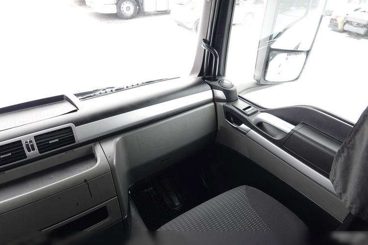 MAN TGX 18.440 / 4x4 / BBS / NA WALE / HYDRAULIKA / NISKA KABINA / WYSOKO ZAWIESZONY / OPONY 100% / EURO 6 / PO KONTRAKCIE SERWISOWYM zdjęcie 33