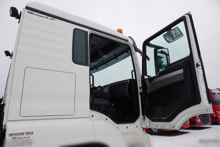 MAN TGX 18.440 / 4x4 / BBS / NA WALE / HYDRAULIKA / NISKA KABINA / WYSOKO ZAWIESZONY / OPONY 100% / EURO 6 / PO KONTRAKCIE SERWISOWYM zdjęcie 37
