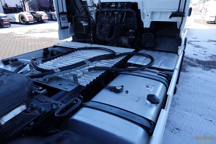 MAN TGX 18.510 / RETARDER / HYDRAULIKA / 276.000 KM / SPROWADZONY / PO KONTRAKCIE SERWISOWYM zdjęcie 17