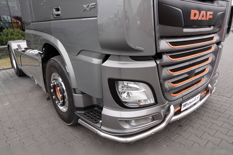 DAF XF 530 / RETARDER / KLIMA POSTOJOWA / HYDRAULIKA / ALUSY / MIKROFALA / LIMITOWANA WERSJA / PO KONTRAKCIE SERWISOWYM  zdjęcie 11