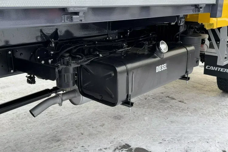 Mitsubishi Canter Fuso 4x4 17C18D 4.9/180KM Wywrotka 3-stronna zdjęcie 16