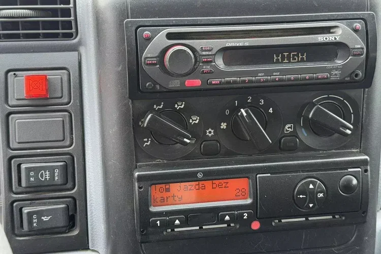 Mitsubishi Canter Fuso 4x4 17C18D 4.9/180KM Wywrotka 3-stronna zdjęcie 26