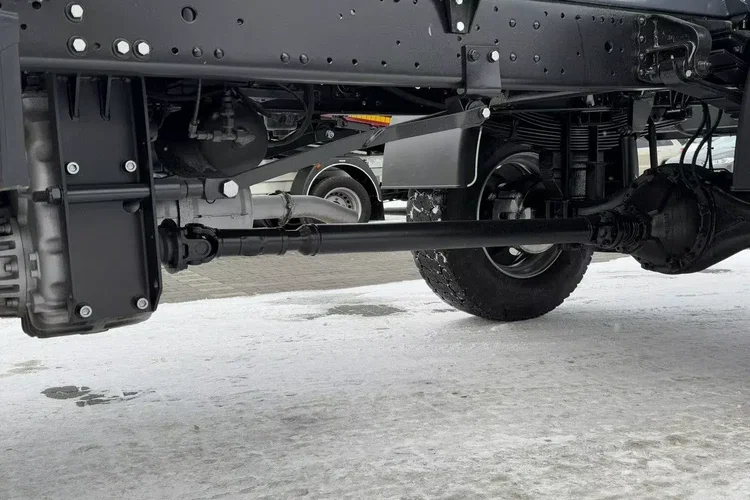 Mitsubishi Canter Fuso 4x4 17C18D 4.9/180KM Wywrotka 3-stronna zdjęcie 9