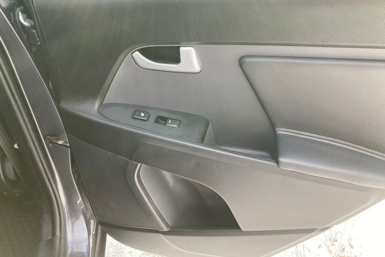 Kia Sportage Lift 1.7crdi full opcja skóry panoram x2 ledy Navi kamera zamina 1.r g zdjęcie 19