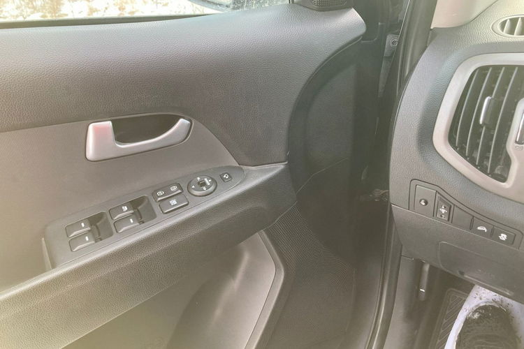 Kia Sportage Lift 1.7crdi full opcja skóry panoram x2 ledy Navi kamera zamina 1.r g zdjęcie 29