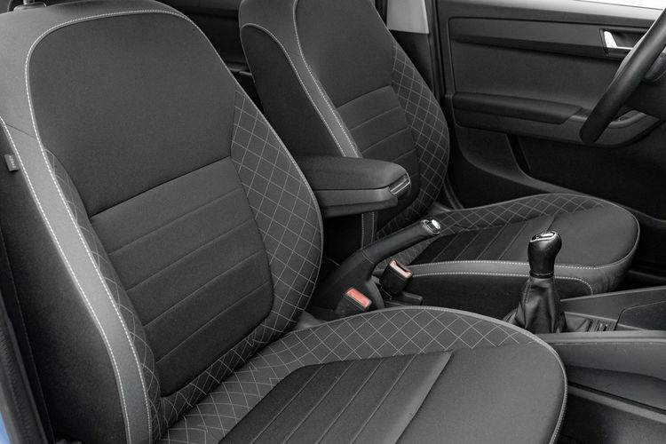 Skoda Fabia WD5592T#1.0 TSI Ambition K.cof Cz.park Klima Salon PL VAT 23% zdjęcie 35