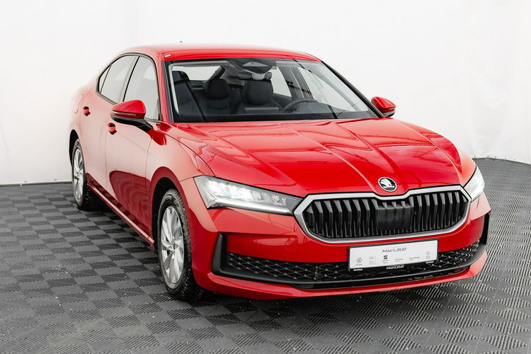 Skoda Superb Essence 1, 5 TSI m-HEV 150KM DSG Podgrz.f K.cof Salon PL VAT23% zdjęcie 3