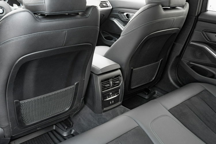 BMW 318 WD5677R#318d mHEV M Sport Podgrz.f Cz.park LED Salon PL VAT23% zdjęcie 26