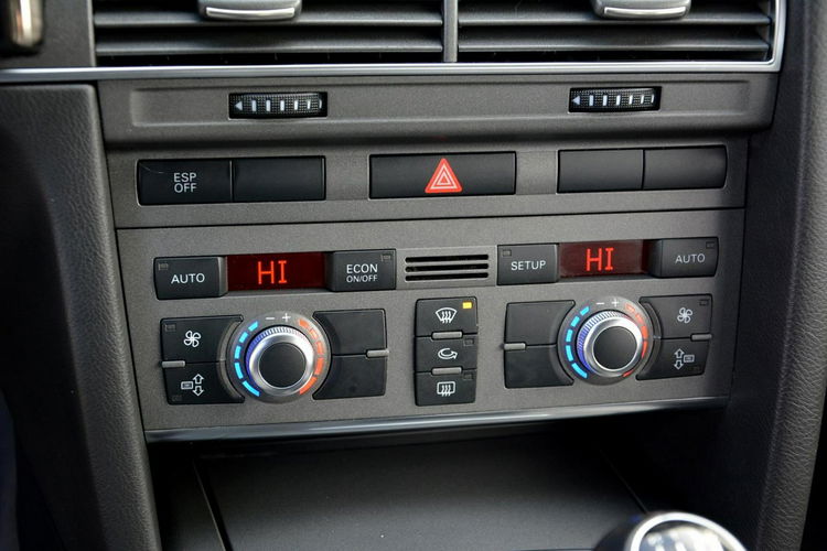 Audi A6 2.4 V6 (177KM) 140 tys. Przebieg Bi-xenon Klimatronic Navi Piękna zdjęcie 26